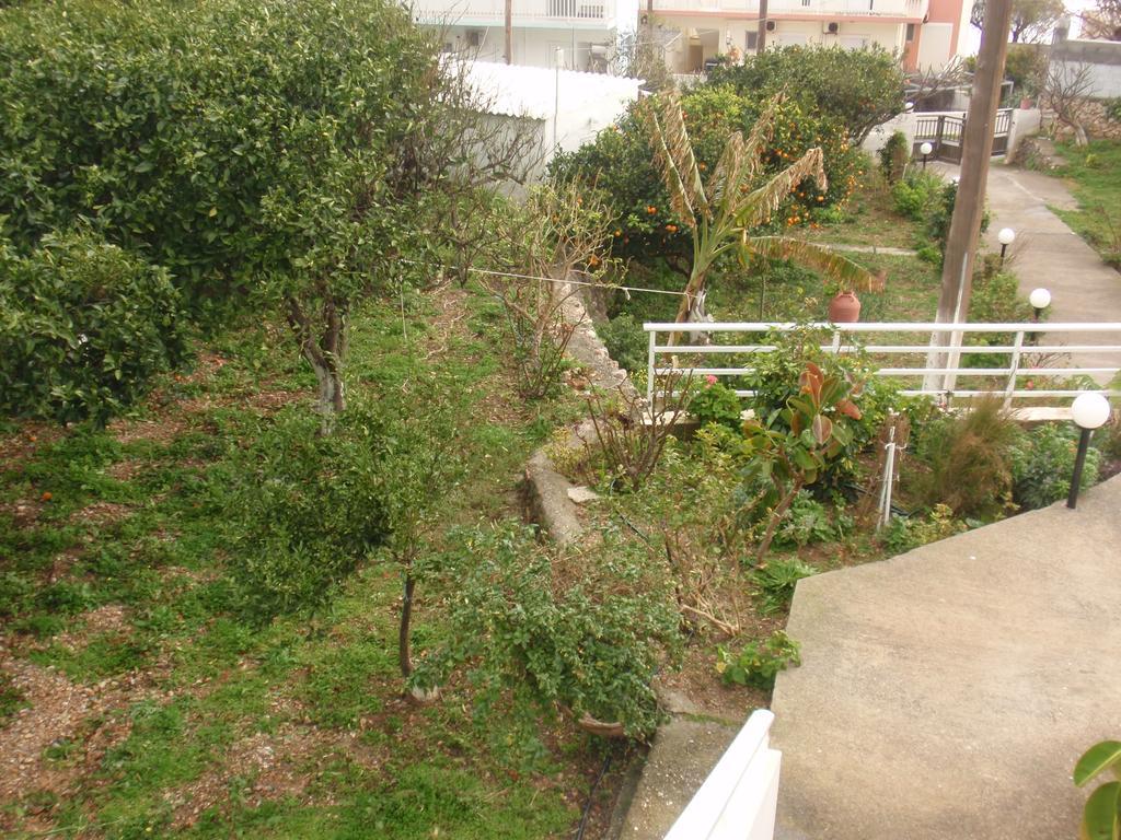 Antouan Matina Apartman Arhángelosz Szoba fotó