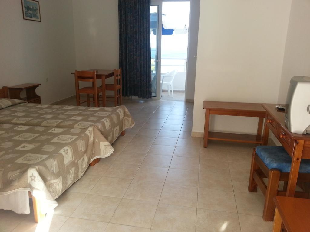 Antouan Matina Apartman Arhángelosz Szoba fotó